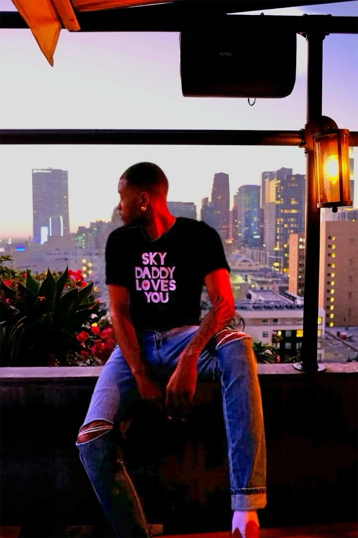 Sky-daddy-tee-black