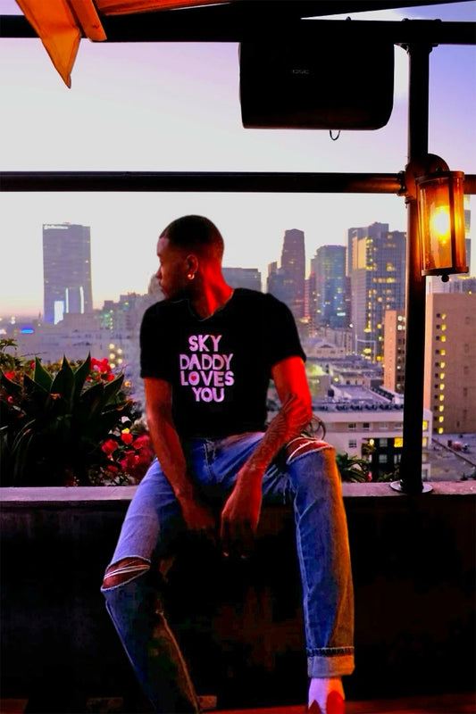 Sky-daddy-tee-black